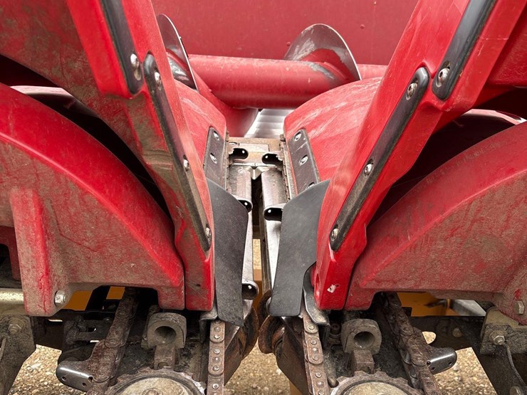 2022-case-ih-4412-image-32