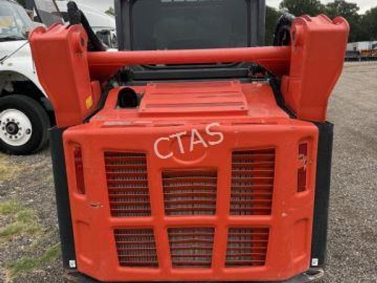 kubota-svl75-2-image-7
