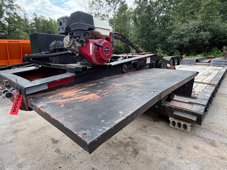 #1500-•-tri-axle-lowboy-trailer-image-9