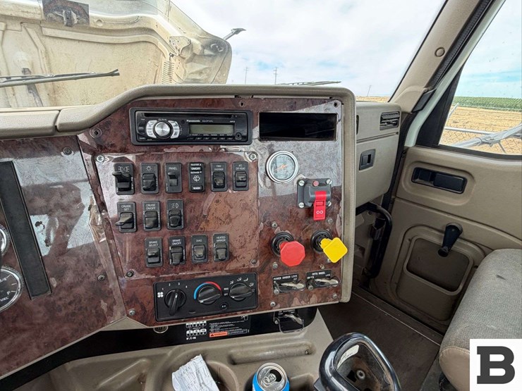 2007-international-9400i-tractor-truck---boardman,-or-image-64