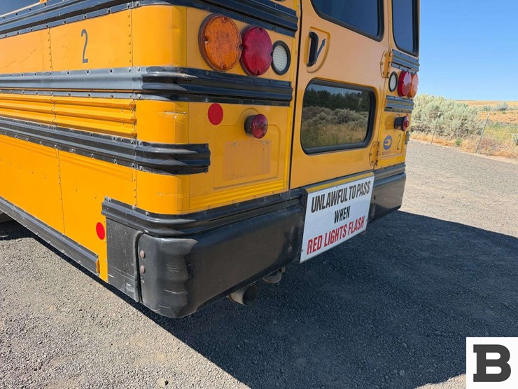 2013-blue-bird-bb-conventional-school-bus-image-21