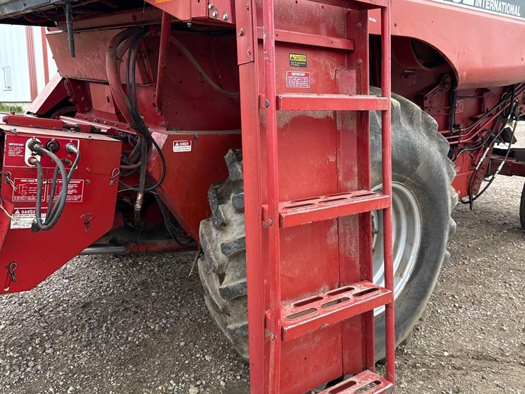 case-ih-1640-image-22