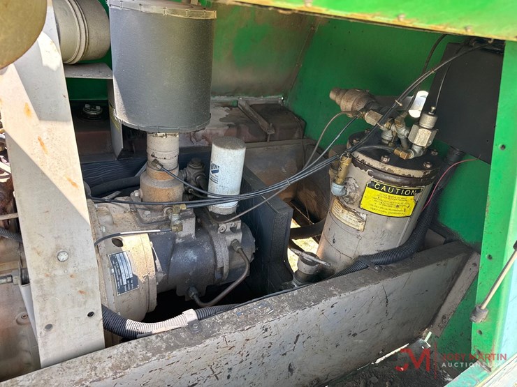 compair-1850-towable-air-compressor-image-16