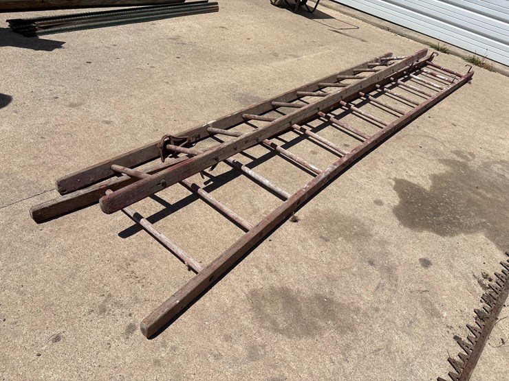 wooden-ladder-image-2