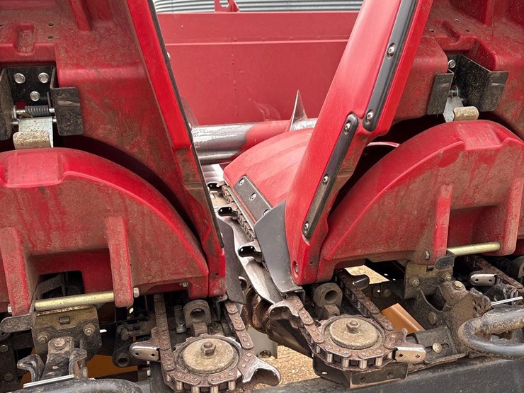 2022-case-ih-4412-image-24