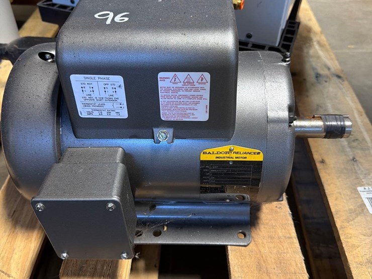 2004-speedaire-80-gallon-air-compressor-image-6