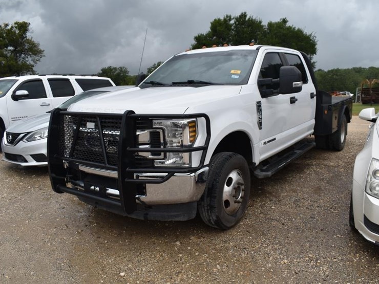 2019-ford-f350-image-1