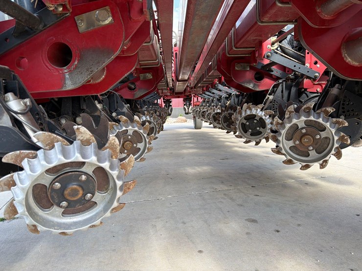 2012-case-ih-1250-image-6