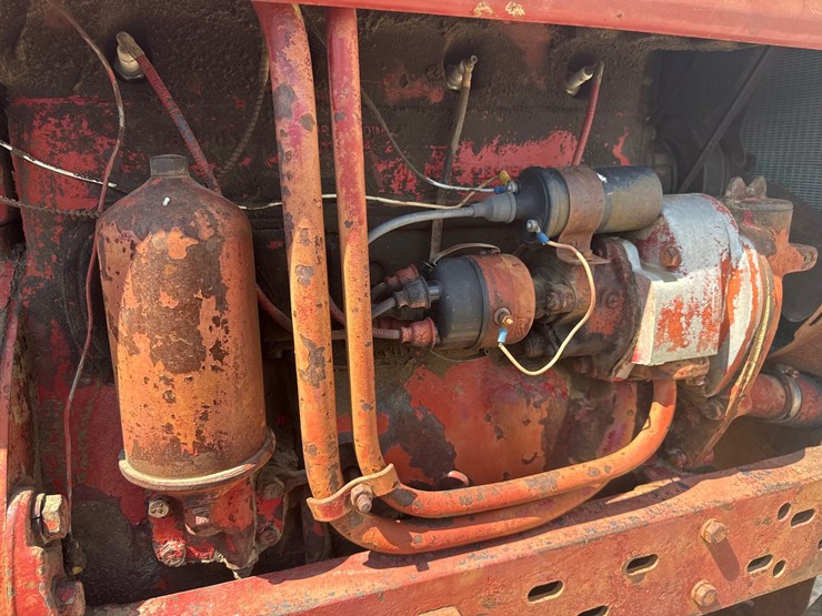 #45331-•-mccormick-farmall-450-tractor-933-inv#-45331-image-20