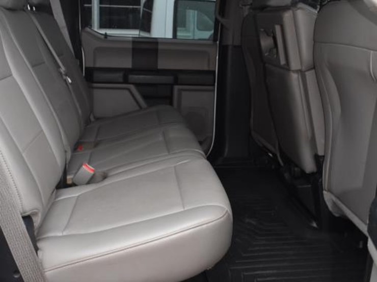 2016-ford-f150-image-15