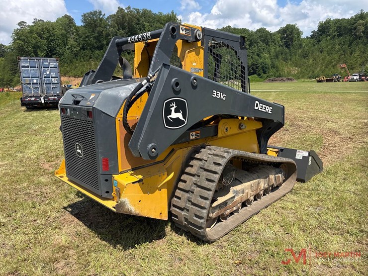 2023-deere-331g-image-3