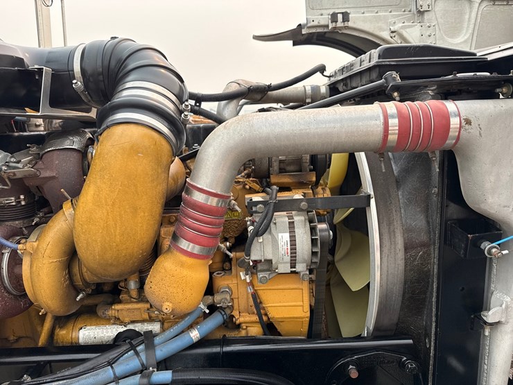 2007-peterbilt-379-image-24