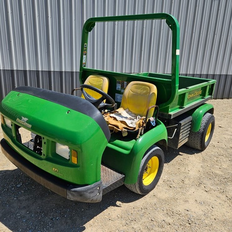 2016 JOHN DEERE GATOR