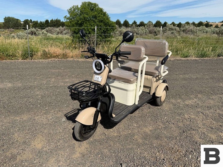 2026-sdlanch-irgc40-mini-golf-cart-image-2