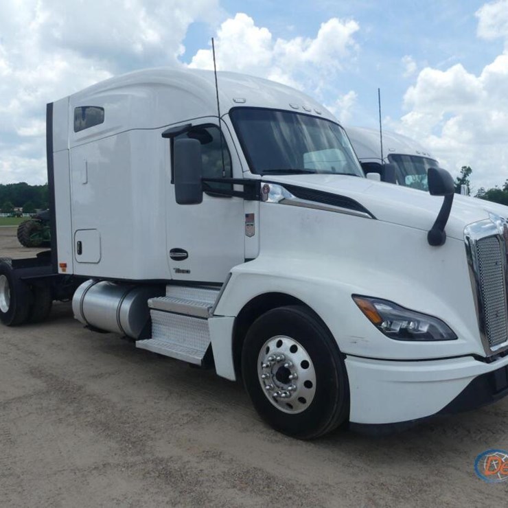 2022 KENWORTH T680