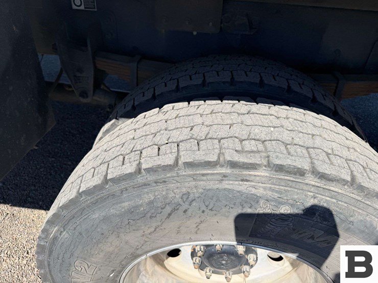 2017-kenworth-t370-image-22