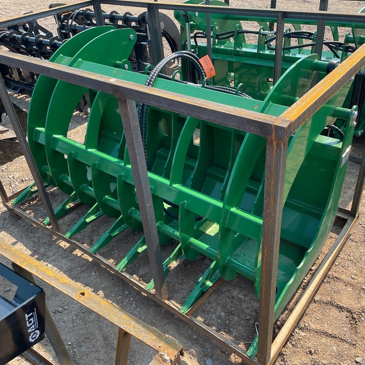 #18337 • Unused 2026 AGT Skid Steer Hydraulic Brush Grapple (Princeton, MN)