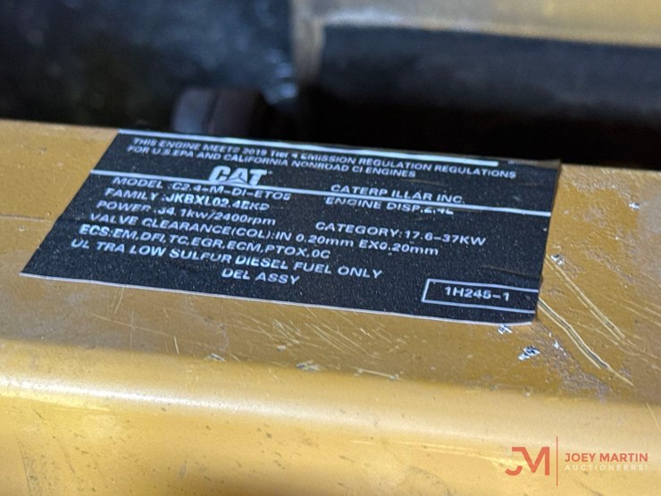 caterpillar-305.5e2-image-9