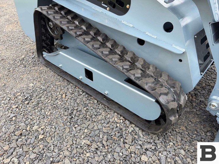 2026-ssl1200-mini-skid-steer-image-17