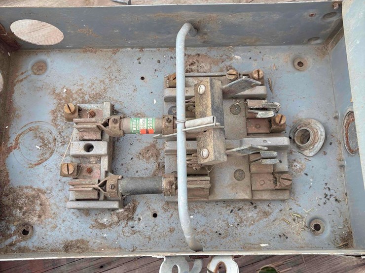 various-electrical-boxes-image-10