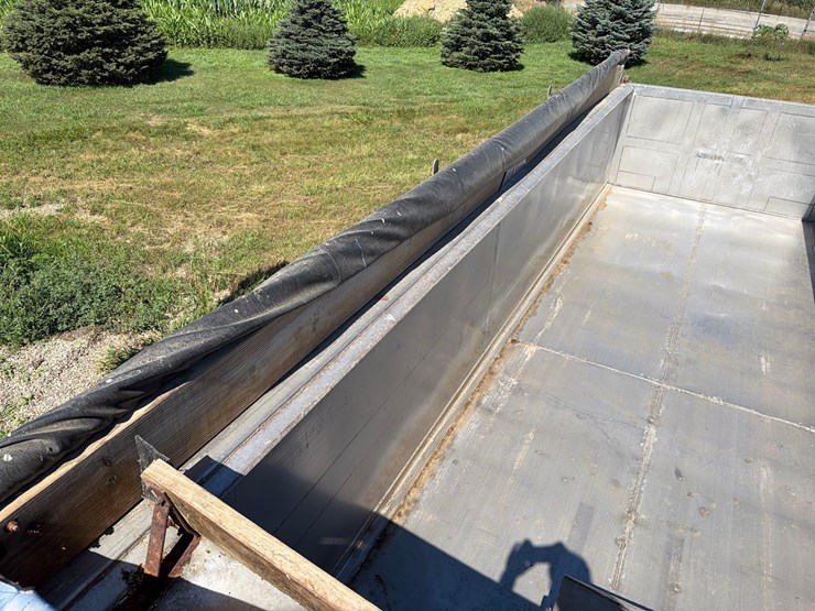 2006-converto-27ft-semi-end-dump-silage-trailer-image-43