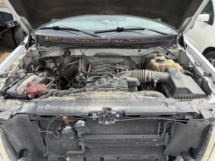 2011-ford-f150-xlt-image-12