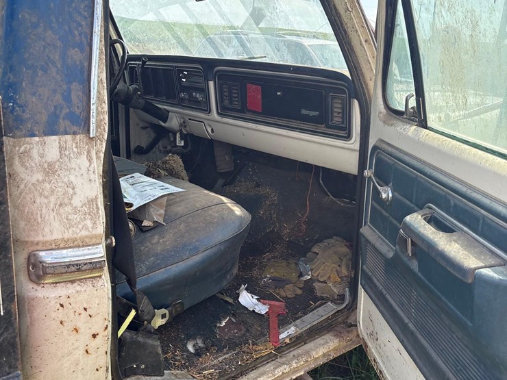 1976-ford-f250-image-27