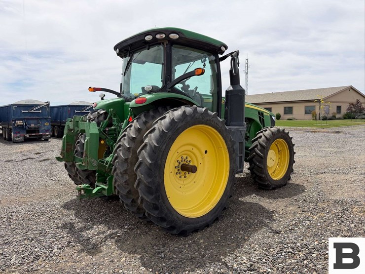 2014-john-deere-8345r-image-6