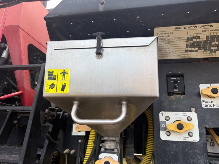 2005-case-ih-spx3200-image-33