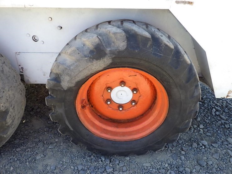bobcat-643-image-9