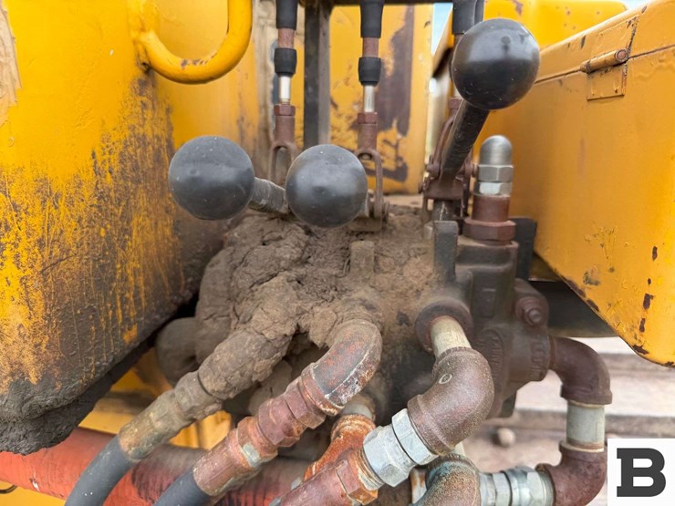 caterpillar-crawler-tractor---edwall,-wa-image-31