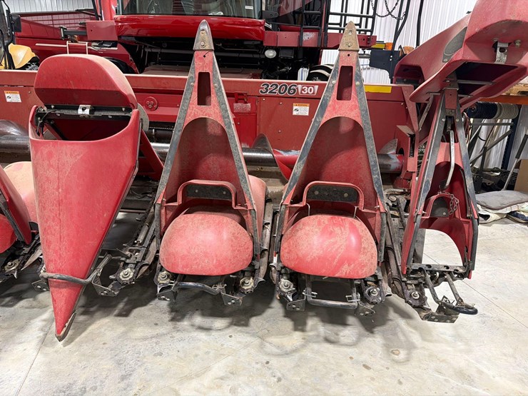 case-ih-3206-image-33