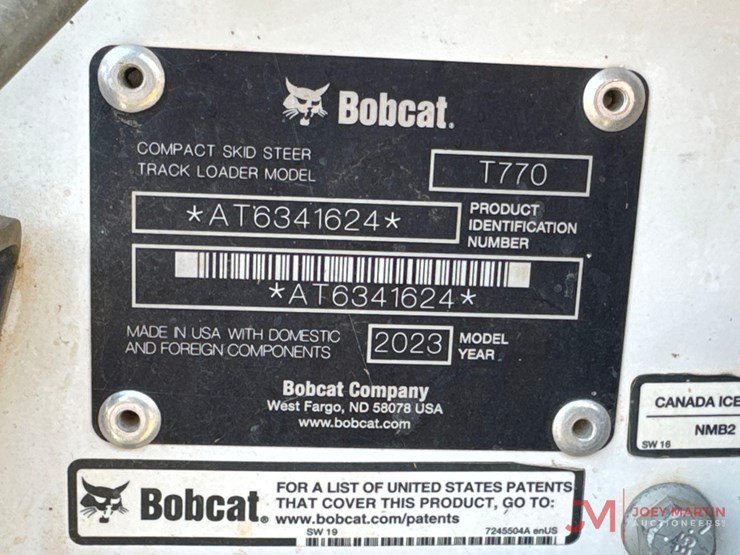 2023-bobcat-t770-image-26