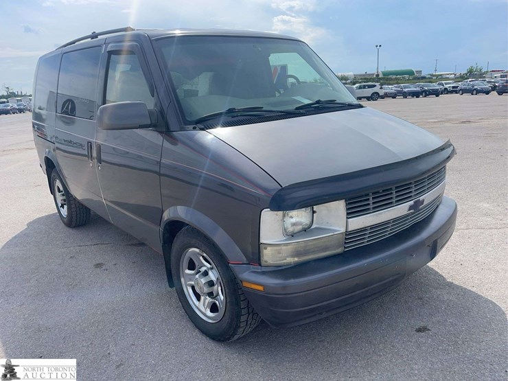 2005-chevrolet-astro-image-3