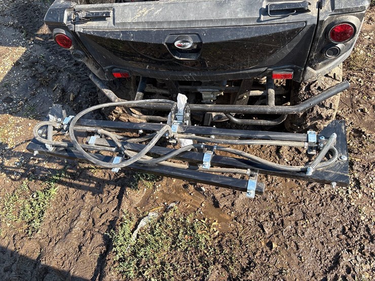 10’-atv-hitch-sprayer-boom-image-7