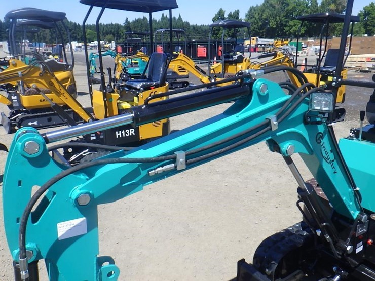 2026-cfg-kt13r-hydraulic-excavator-image-7