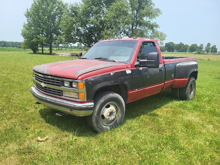 1989-chevy-3500-2-wheel-drive-single-cab-dually-truck-image-1