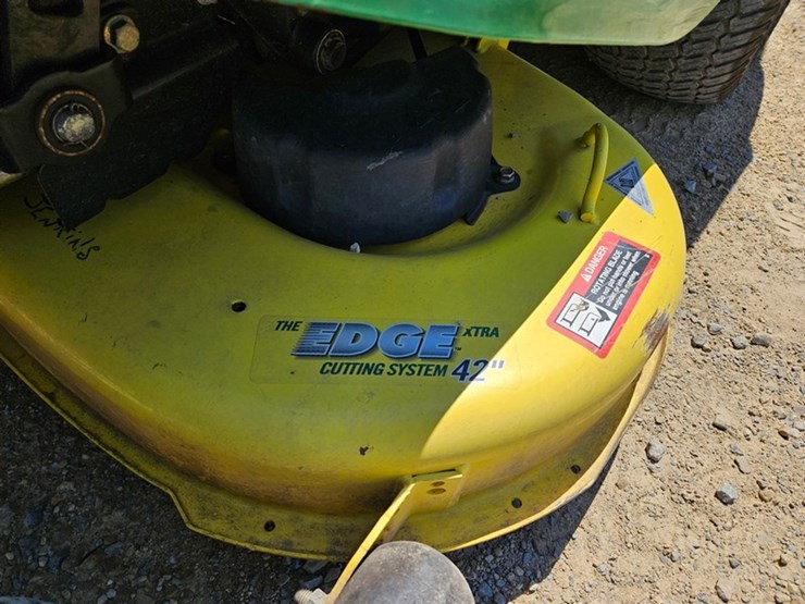 john-deere-x300-image-17