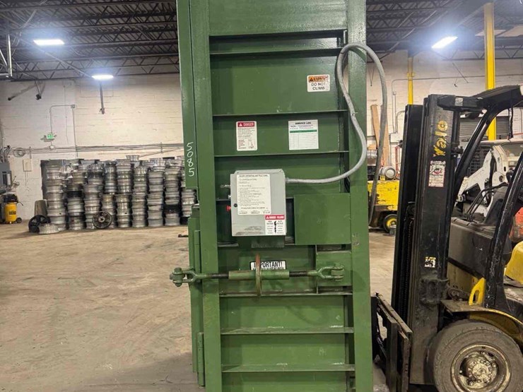 ptr-baler-and-compactor-downstroke-baler-*located-in-jessup-maryland*-image-2