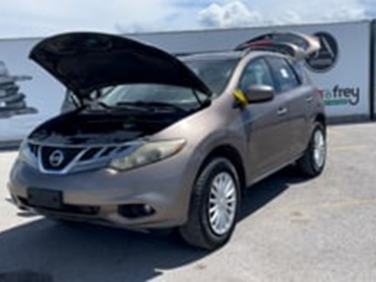 2011-nissan-murano-image-9