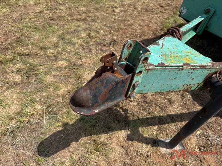 compair-1850-towable-air-compressor-image-7