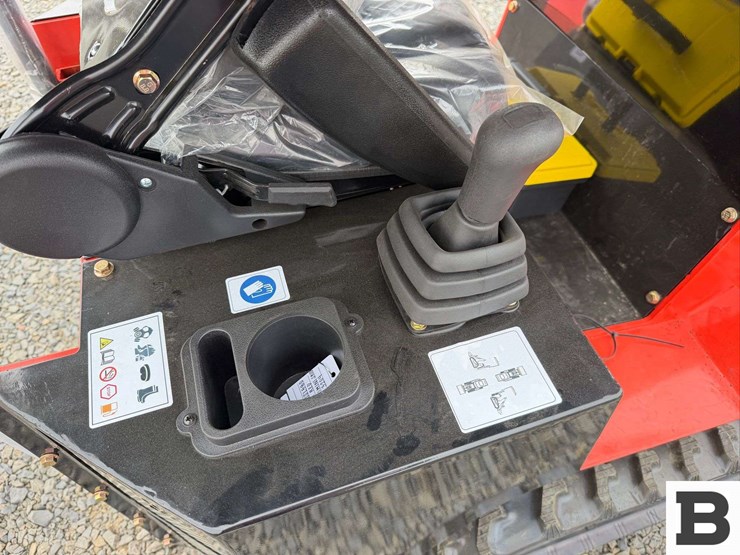 2026-sdlanch-ssl580-mini-skid-steer-image-20