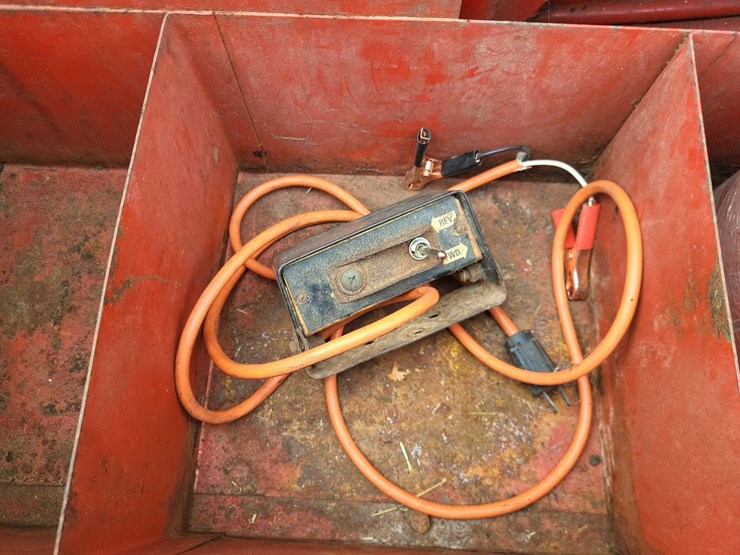 gehl-1600-round-baler-image-26