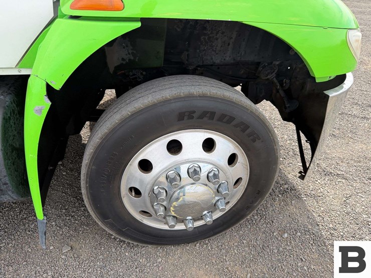 2006-international-durastar-4300-image-30