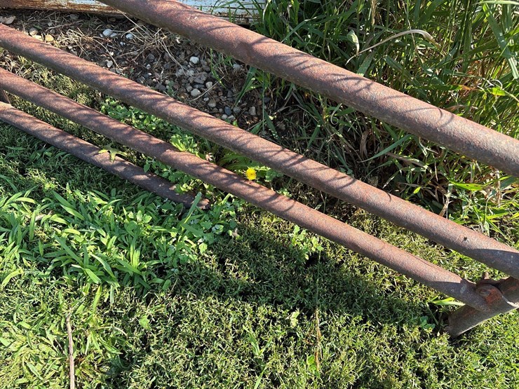 7-1/2’-gate-image-4