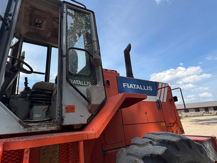#1511-•-fiat-fr130.2-wheel-loader-image-18