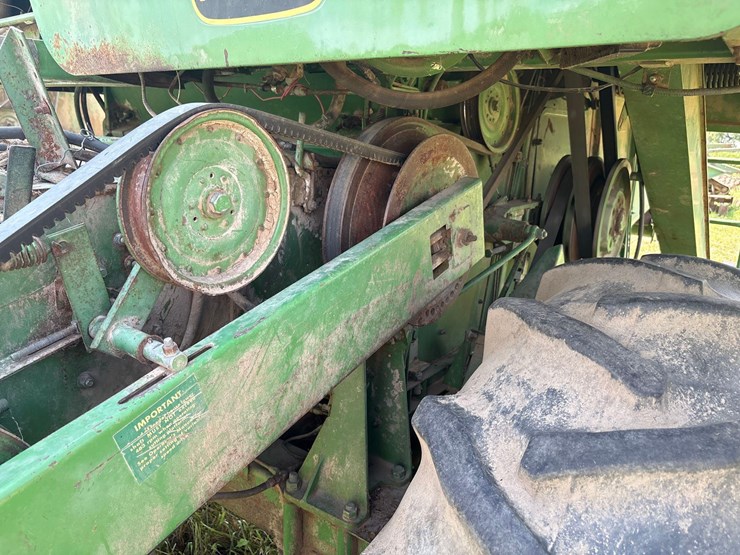 john-deere-4400-image-48
