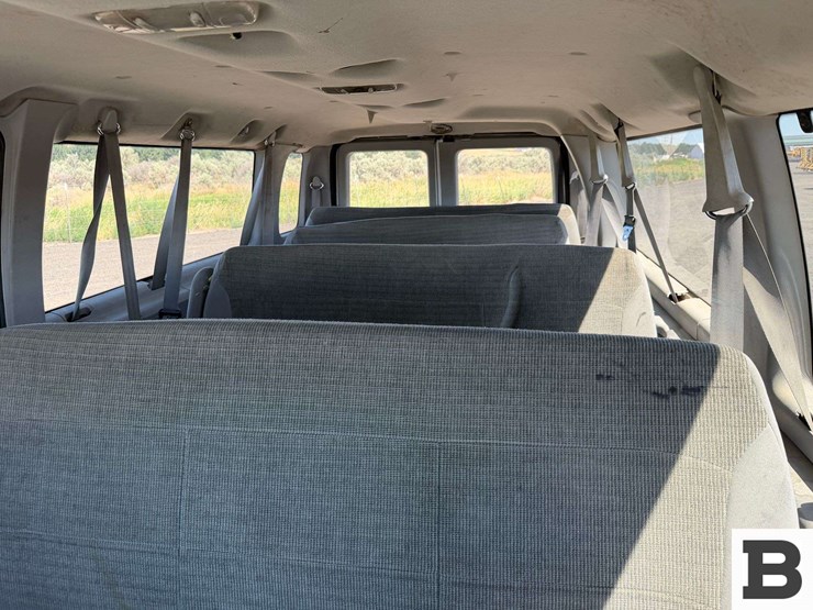2003-ford-econoline-350-image-23