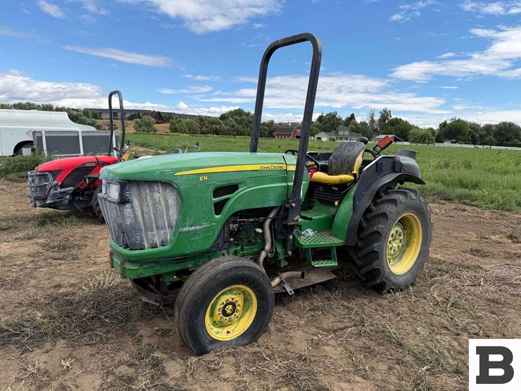 2009-john-deere-5101en-image-1