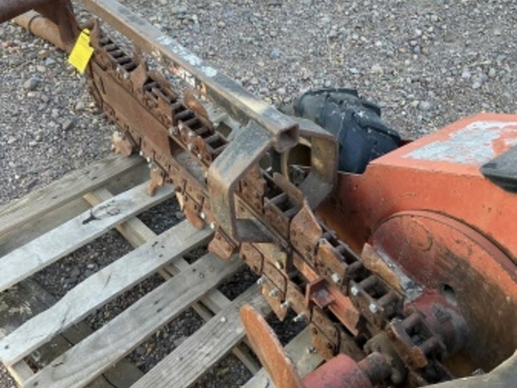 ditch-witch-1820-image-7